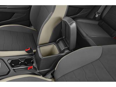 2027 Volkswagen Taos SE FWD