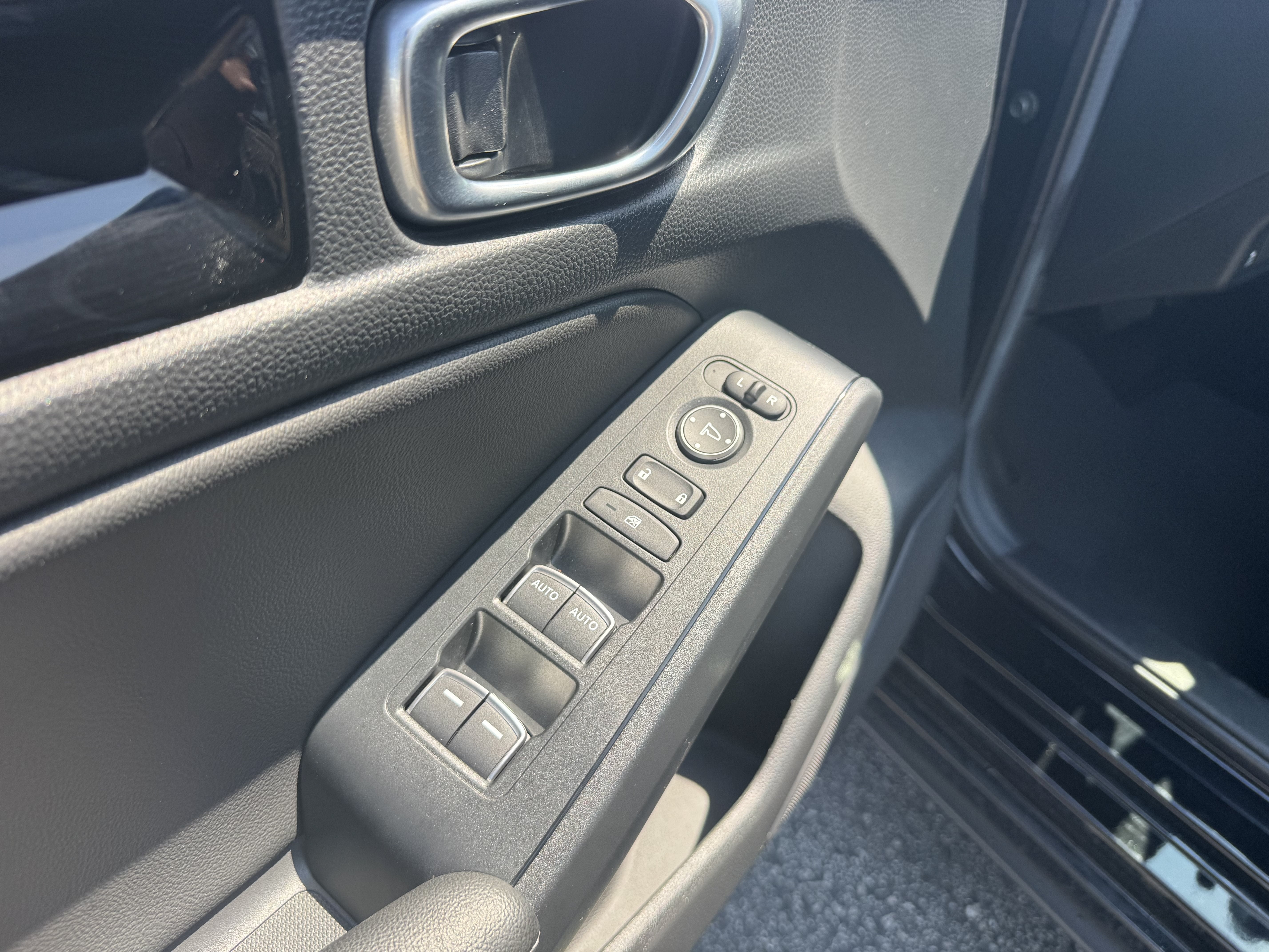 2024 Honda Civic Hatchback EX-L