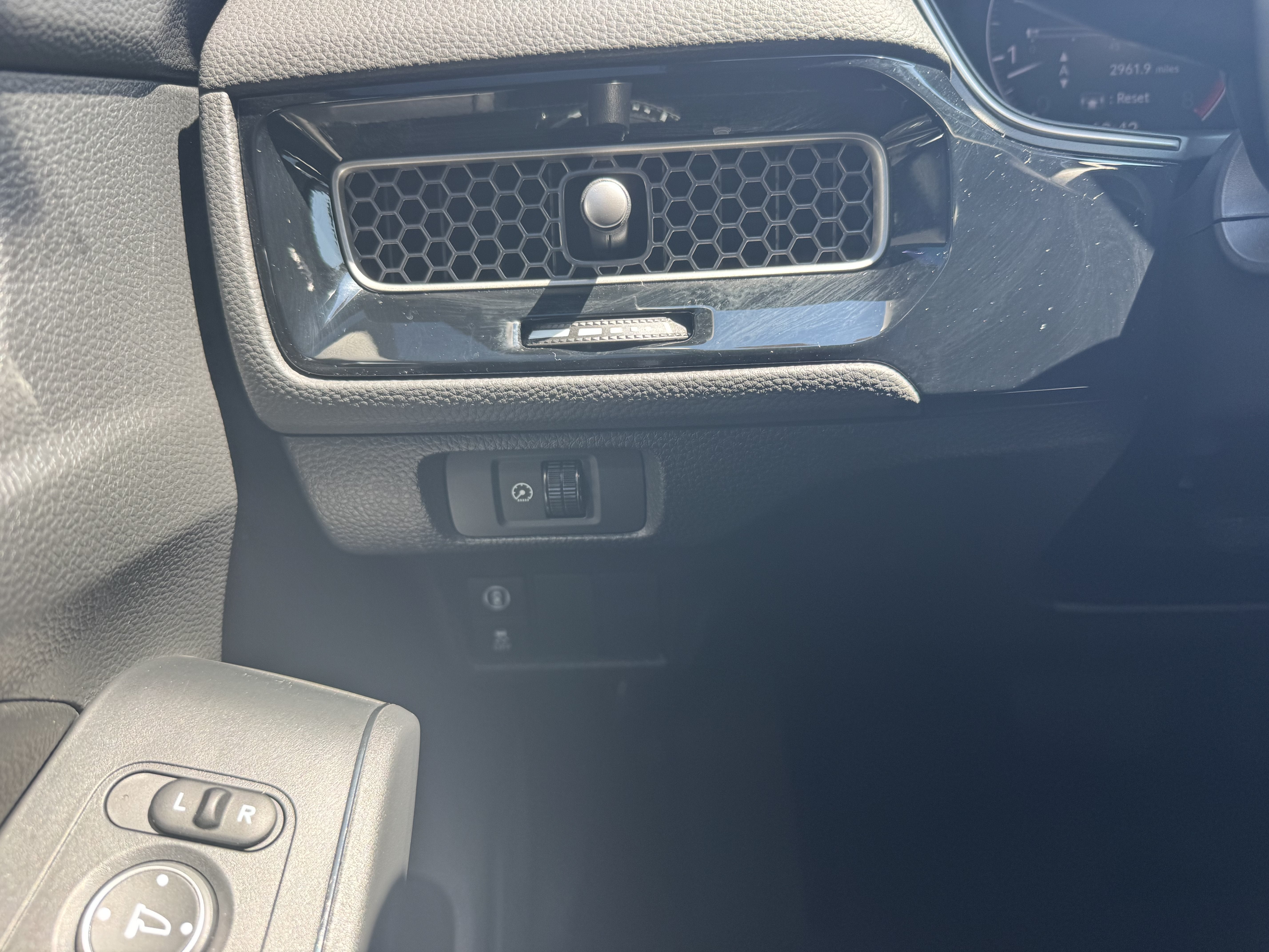 2024 Honda Civic Hatchback EX-L