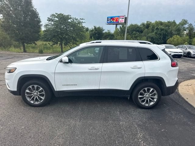 Used 2019 Jeep Cherokee Latitude Plus with VIN 1C4PJMLX9KD217392 for sale in Kansas City