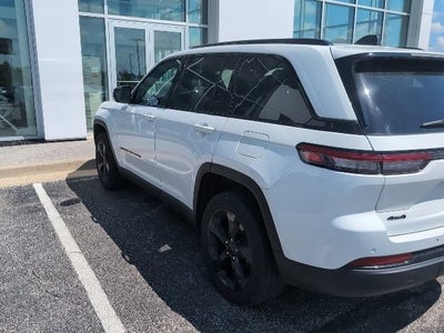 2022 Jeep Grand Cherokee Altitude