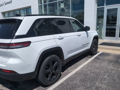 2022 Jeep Grand Cherokee Altitude