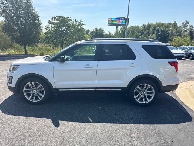 Used 2017 Ford Explorer XLT with VIN 1FM5K7D88HGC19781 for sale in Kansas City