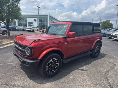 2023 Ford Bronco Outer Banks