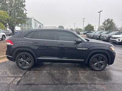 2020 Volkswagen Atlas Cross Sport 3.6L V6 SE w/Technology R-Line
