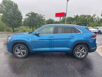 2024 Volkswagen Atlas Cross Sport 2.0T SEL R-Line