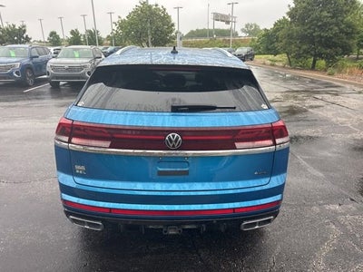 2024 Volkswagen Atlas Cross Sport 2.0T SEL R-Line