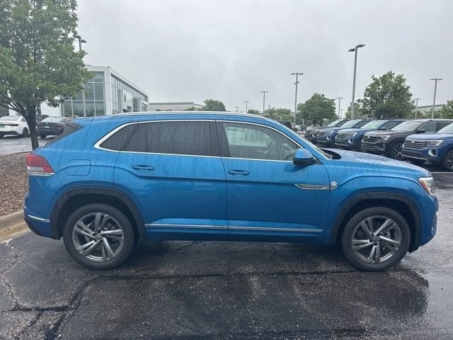 2024 Volkswagen Atlas Cross Sport 2.0T SEL R-Line
