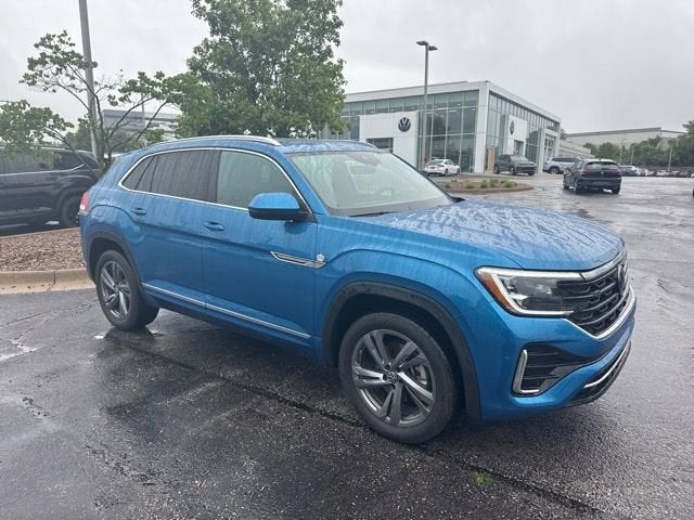 2024 Volkswagen Atlas Cross Sport 2.0T SEL R-Line