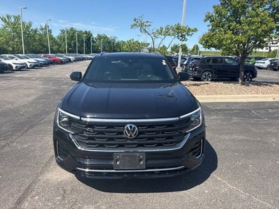 2024 Volkswagen Atlas Cross Sport 2.0T SEL R-Line