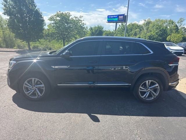 2024 Volkswagen Atlas Cross Sport 2.0T SEL R-Line