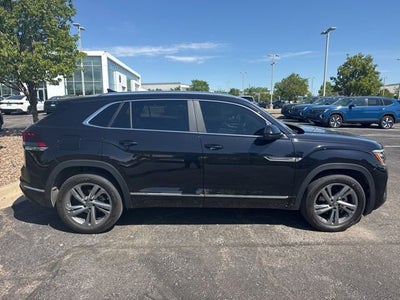 2024 Volkswagen Atlas Cross Sport 2.0T SEL R-Line