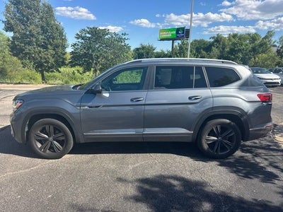2022 Volkswagen Atlas 3.6L V6 SEL R-Line