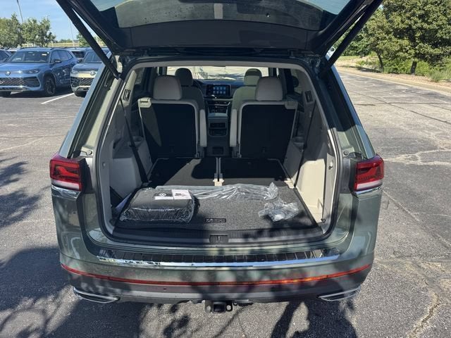 2026 Volkswagen Atlas 2.0T SEL