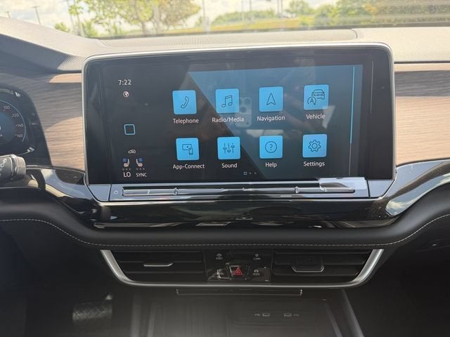 2026 Volkswagen Atlas 2.0T SEL