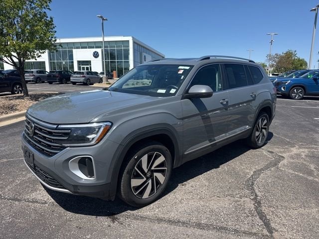 2025 Volkswagen Atlas 2.0T SEL 4MOTION's photo