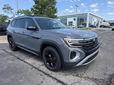 2026 Volkswagen Atlas 2.0T Peak Edition