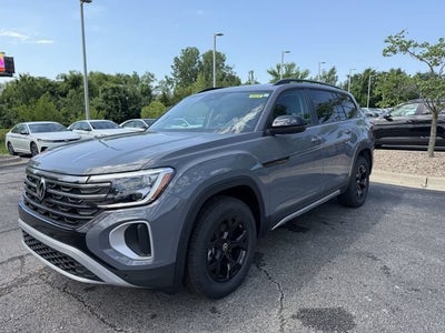 2026 Volkswagen Atlas 2.0T Peak Edition