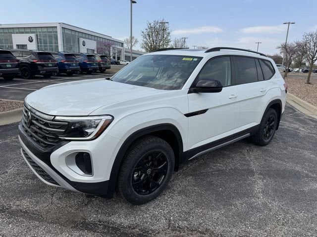 2026 Volkswagen Atlas 2.0T Peak Edition