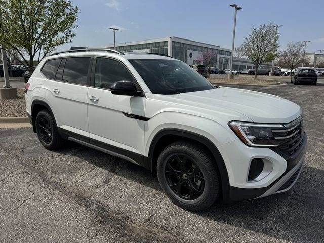 2026 Volkswagen Atlas 2.0T Peak Edition