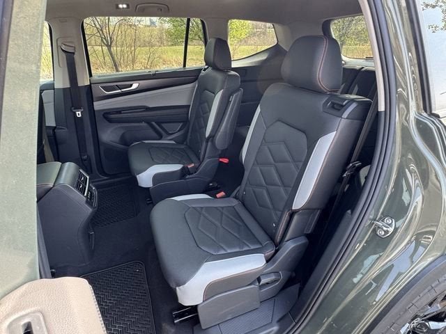 2026 Volkswagen Atlas 2.0T Peak Edition