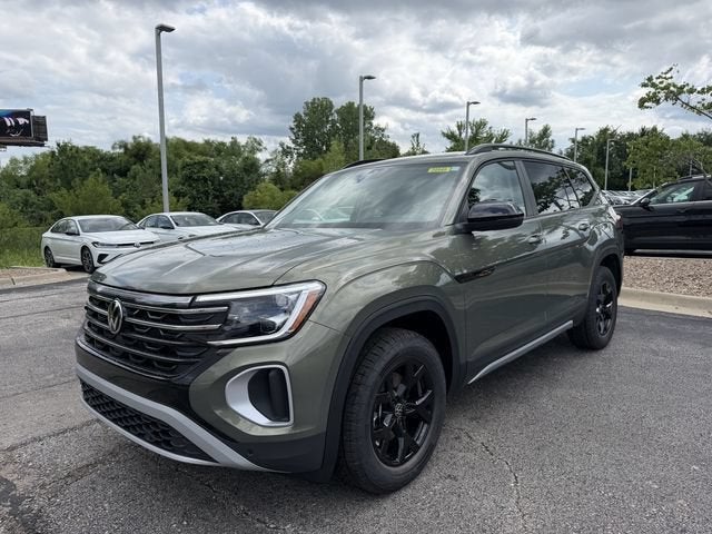 2026 Volkswagen Atlas 2.0T Peak Edition