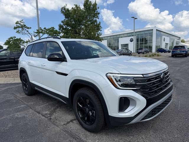 2026 Volkswagen Atlas 2.0T Peak Edition