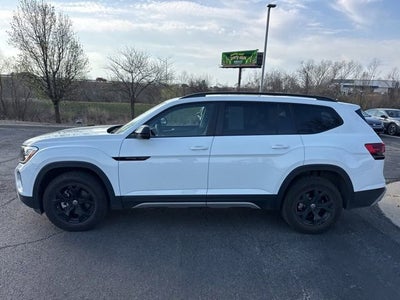 2024 Volkswagen Atlas 2.0T Peak Edition SE w/Technology