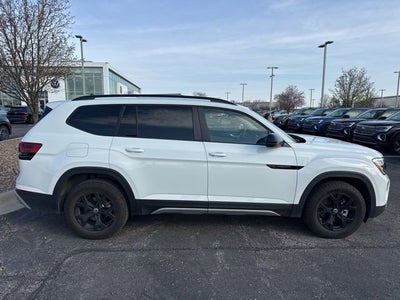 2024 Volkswagen Atlas 2.0T Peak Edition SE w/Technology