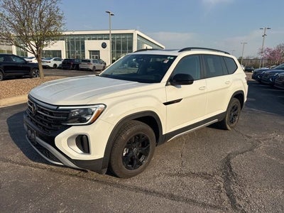 2024 Volkswagen Atlas 2.0T Peak Edition SE w/Technology