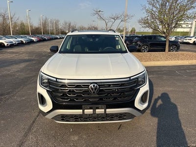 2024 Volkswagen Atlas 2.0T Peak Edition SE w/Technology