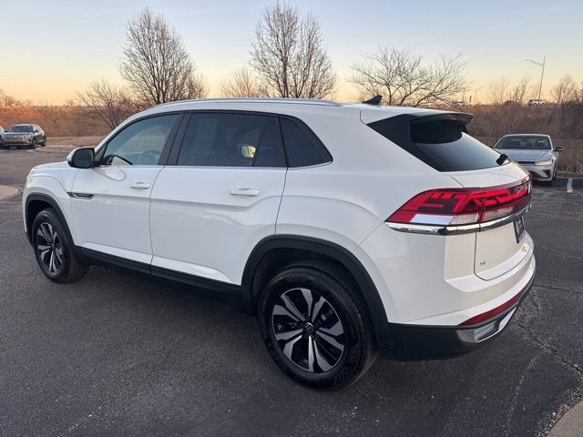 2025 Volkswagen Atlas Cross Sport 2.0T SE