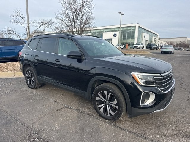 2024 Volkswagen Atlas 2.0T SE