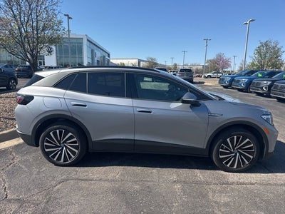 2025 Volkswagen ID.4 Pro