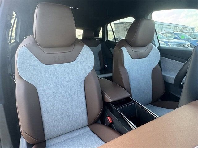 2025 Volkswagen ID.4 Pro