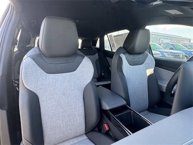 2025 Volkswagen ID.4 Pro