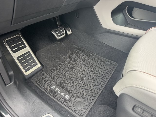 2027 Volkswagen Atlas SEL Premium R-Line