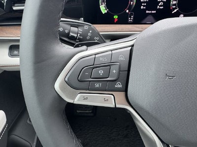 2027 Volkswagen Atlas SEL Premium R-Line