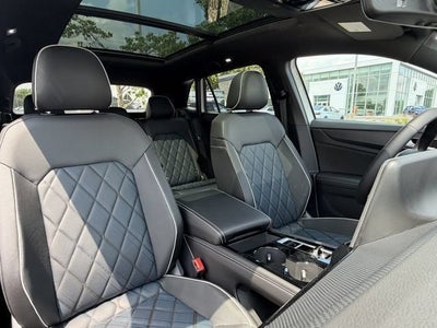 2026 Volkswagen Atlas Cross Sport 2.0T SEL Premium R-Line