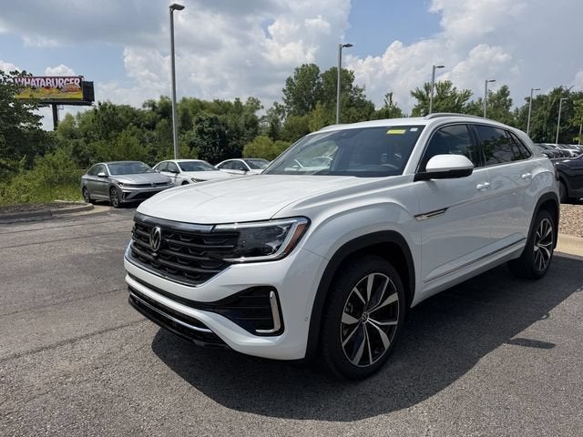 2026 Volkswagen Atlas Cross Sport 2.0T SEL Premium R-Line