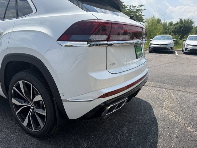 2026 Volkswagen Atlas Cross Sport 2.0T SEL Premium R-Line