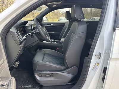 2026 Volkswagen Atlas Cross Sport 2.0T SEL Premium R-Line