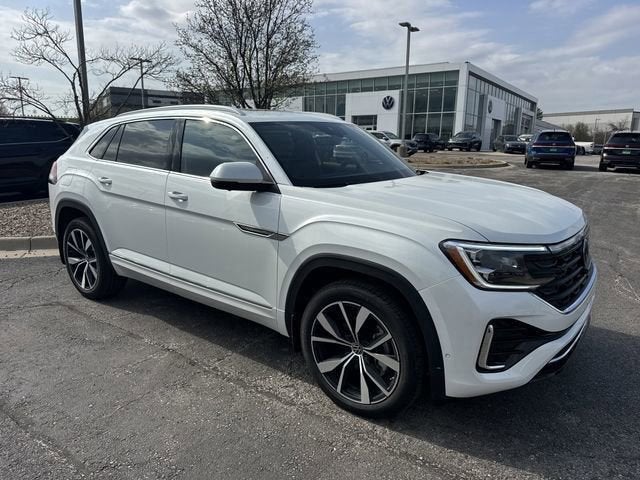 2026 Volkswagen Atlas Cross Sport 2.0T SEL Premium R-Line