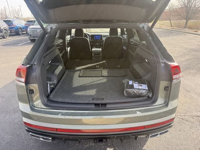 2026 Volkswagen Atlas Cross Sport 2.0T SEL Premium R-Line