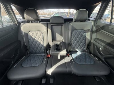 2026 Volkswagen Atlas Cross Sport 2.0T SEL Premium R-Line