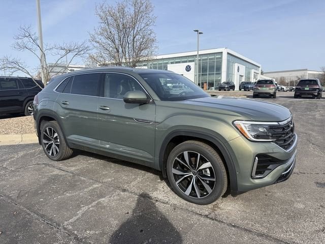 2026 Volkswagen Atlas Cross Sport 2.0T SEL Premium R-Line