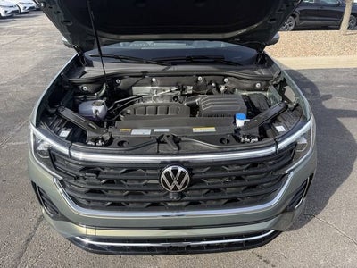 2026 Volkswagen Atlas Cross Sport 2.0T SEL Premium R-Line