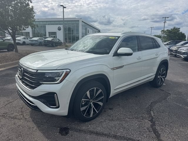 2026 Volkswagen Atlas Cross Sport 2.0T SEL Premium R-Line