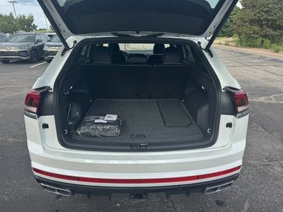 2026 Volkswagen Atlas Cross Sport 2.0T SEL Premium R-Line