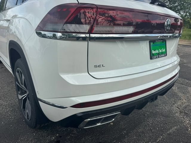 2026 Volkswagen Atlas Cross Sport 2.0T SEL Premium R-Line